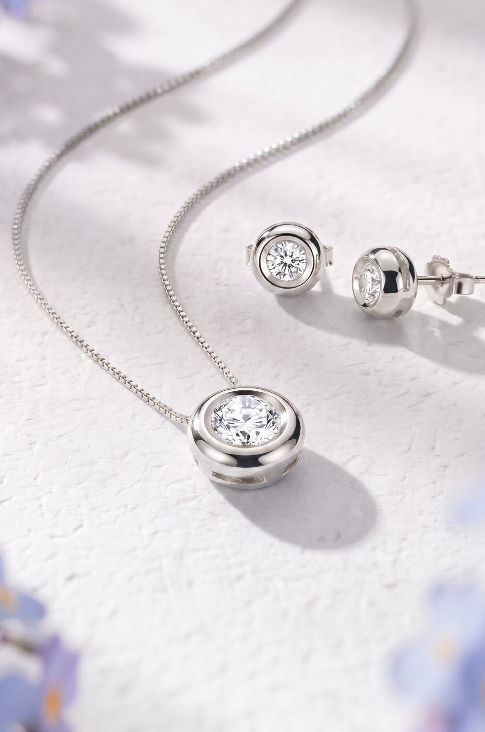 Collezione Circle di Conte Diamonds: collana, orecchini, parure con diamanti